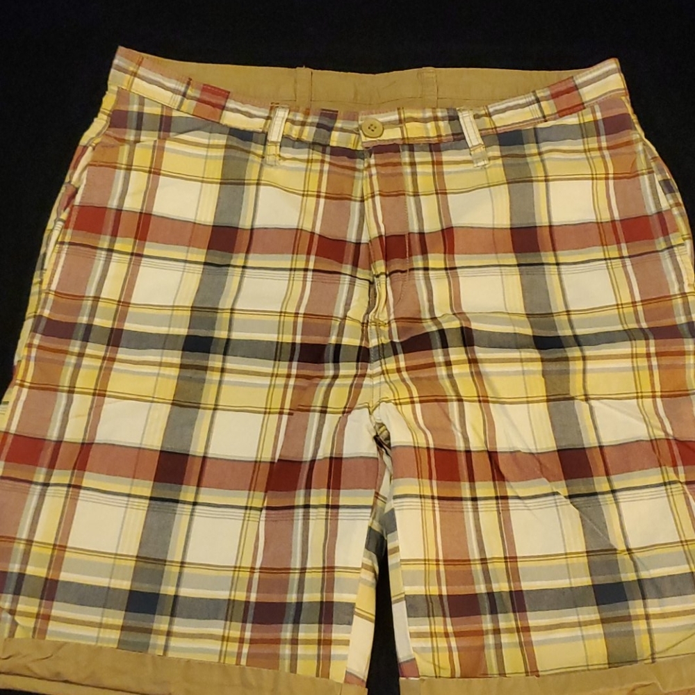 Mens Nautica board shorts -size 36